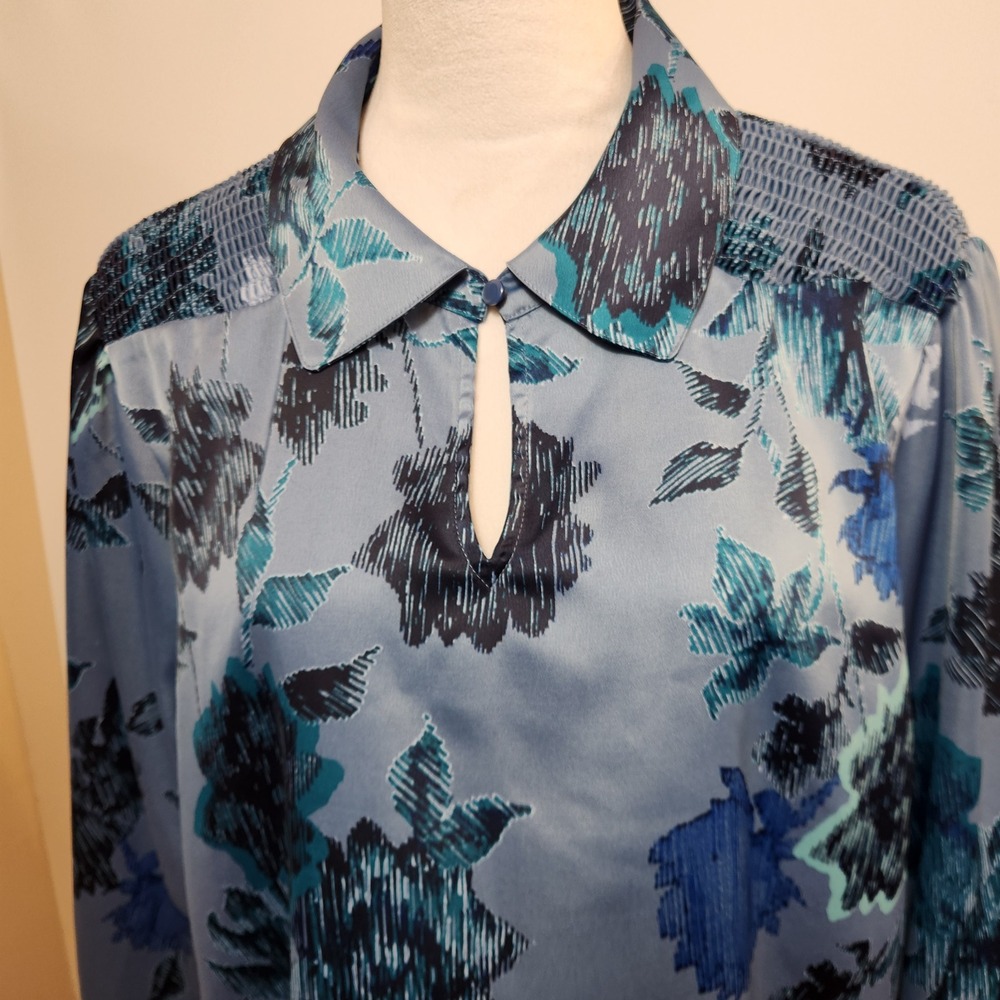 Canyon Retreat‎ Womens XL Blue Floral Print Collared Smocked Top Office Blouse - Picture 10 of 12